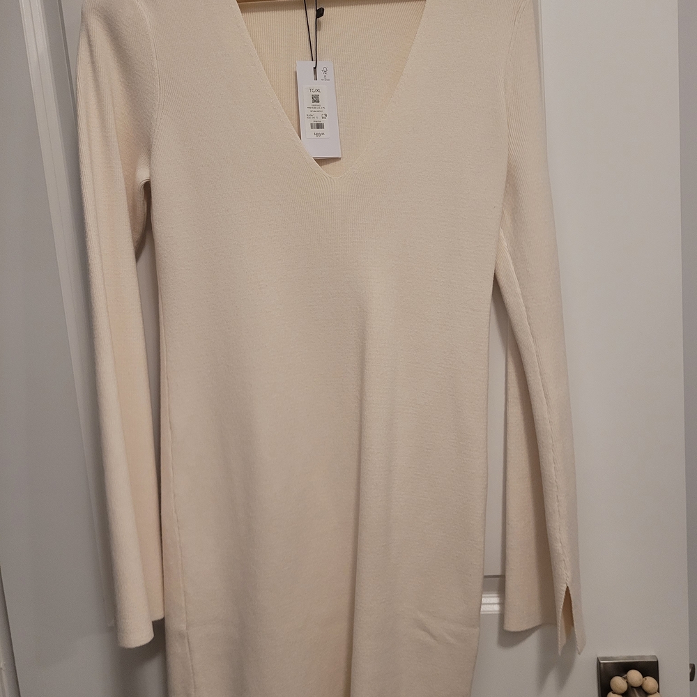 Dynamite Cream Long Sleeve Dress